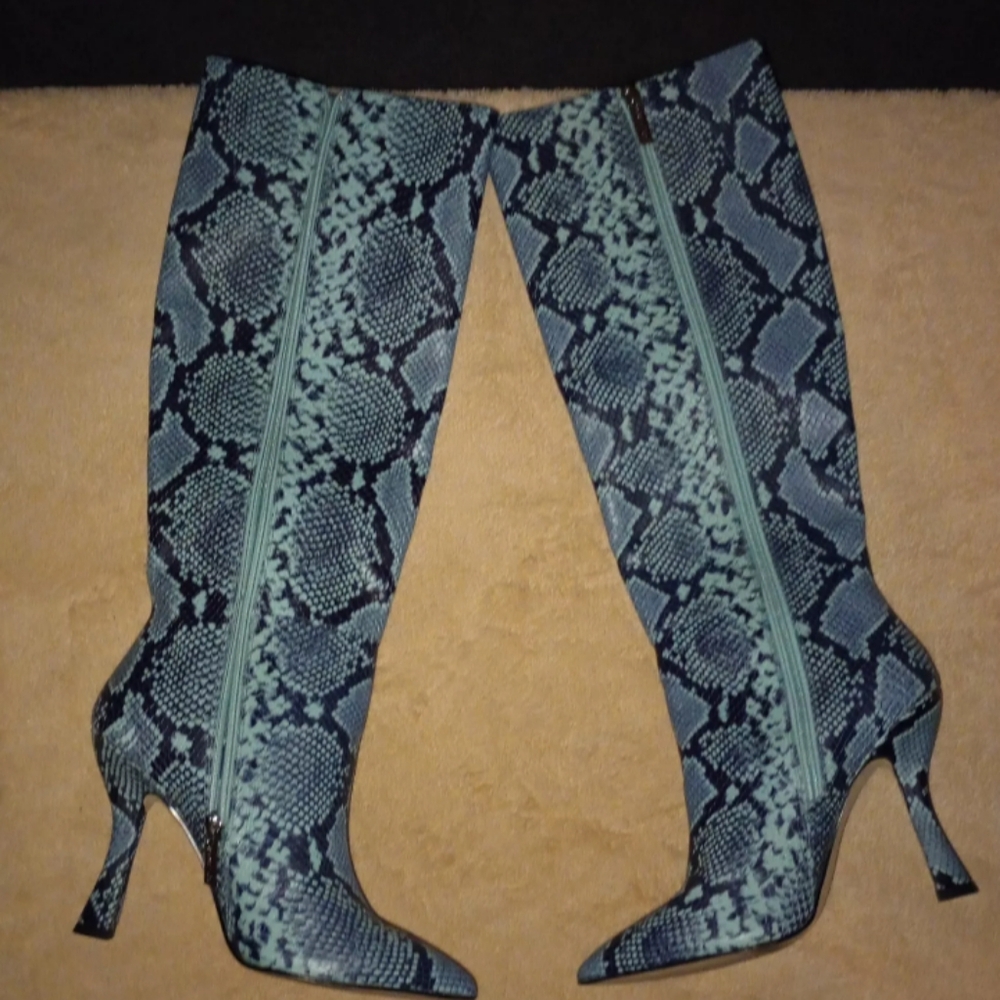 Gianni Bini Lennoxe Snake Print Leather Heel Tall Boots Teal Waters 5M - Picture 3 of 9